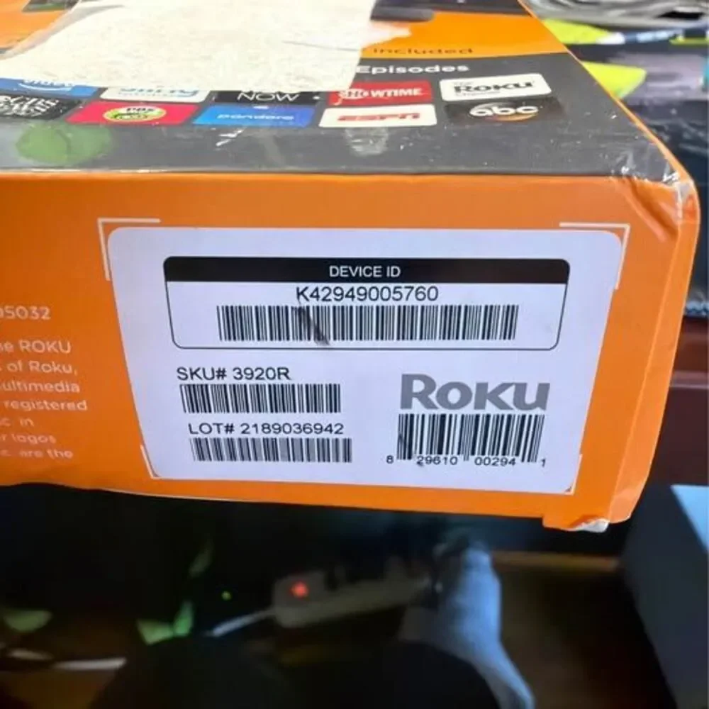 Roku Premier 4k streaming stick and remote